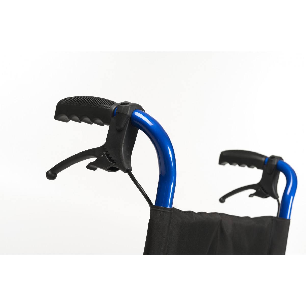 SILLA DE RUEDAS PLEGABLE BOBBY